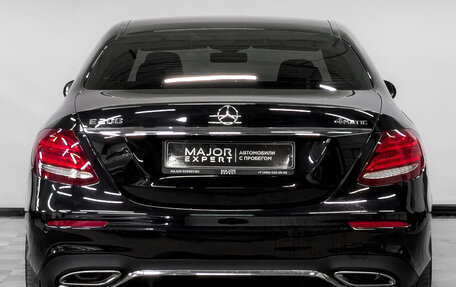 Mercedes-Benz E-Класс, 2020 год, 3 850 000 рублей, 6 фотография