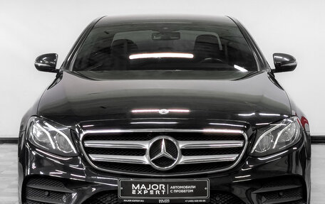 Mercedes-Benz E-Класс, 2020 год, 3 850 000 рублей, 2 фотография
