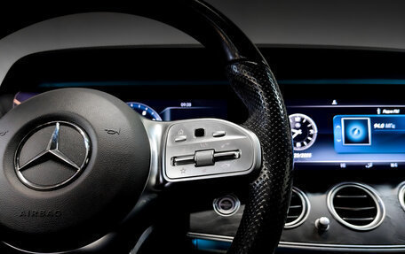 Mercedes-Benz E-Класс, 2020 год, 3 850 000 рублей, 27 фотография
