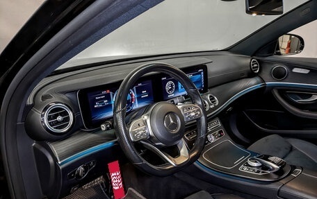 Mercedes-Benz E-Класс, 2020 год, 3 850 000 рублей, 16 фотография