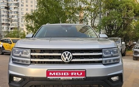 Volkswagen Teramont I, 2018 год, 2 700 000 рублей, 2 фотография