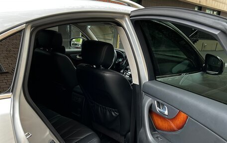 Infiniti FX II, 2011 год, 2 050 000 рублей, 10 фотография