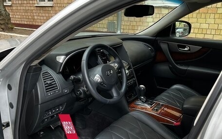 Infiniti FX II, 2011 год, 2 050 000 рублей, 7 фотография