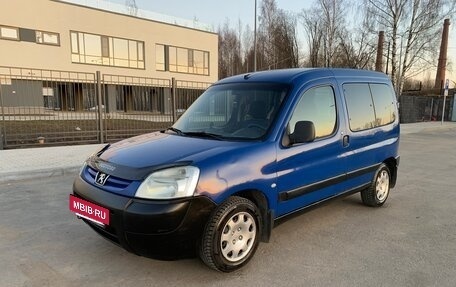 Peugeot Partner II рестайлинг 2, 2004 год, 360 000 рублей, 2 фотография