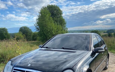 Mercedes-Benz C-Класс, 2002 год, 330 000 рублей, 4 фотография