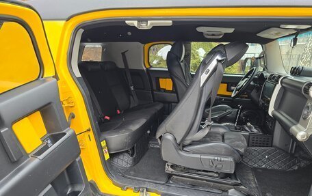 Toyota FJ Cruiser, 2007 год, 4 000 000 рублей, 4 фотография
