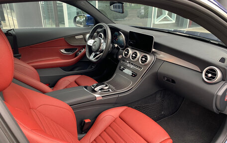 Mercedes-Benz C-Класс, 2019 год, 4 150 000 рублей, 19 фотография