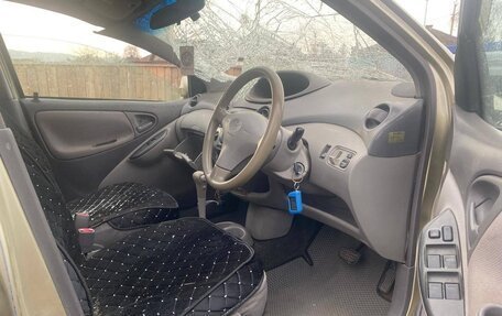 Toyota Platz, 2000 год, 150 000 рублей, 5 фотография