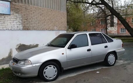 Daewoo Nexia I рестайлинг, 2005 год, 135 000 рублей, 2 фотография