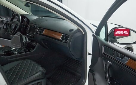 Volkswagen Touareg III, 2016 год, 2 695 000 рублей, 10 фотография
