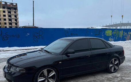 Audi A4, 2001 год, 1 100 000 рублей, 4 фотография