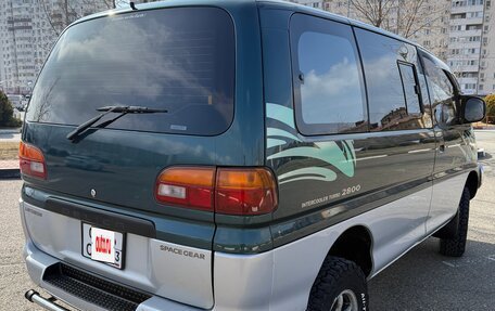 Mitsubishi Delica III, 1986 год, 1 620 000 рублей, 5 фотография