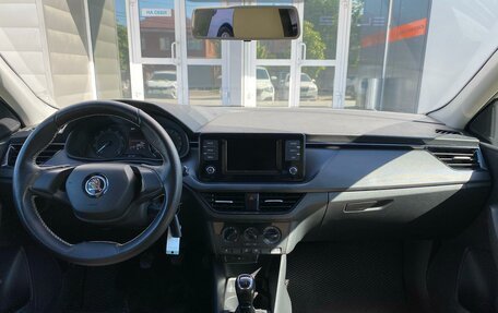 Skoda Rapid II, 2020 год, 1 425 000 рублей, 9 фотография