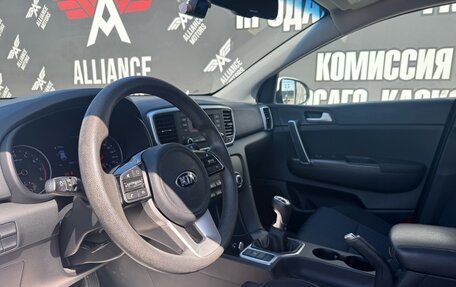 KIA Sportage IV рестайлинг, 2019 год, 1 950 000 рублей, 8 фотография