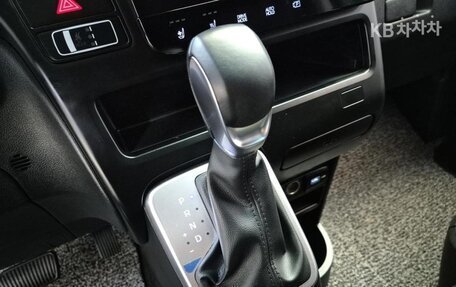 Hyundai Staria, 2022 год, 3 950 984 рублей, 5 фотография