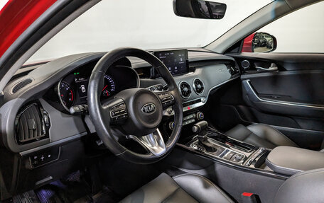 KIA Stinger I, 2021 год, 2 850 000 рублей, 15 фотография
