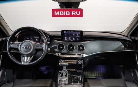 KIA Stinger I, 2021 год, 2 850 000 рублей, 14 фотография