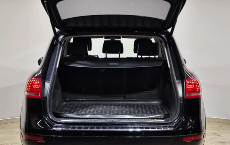 Volkswagen Touareg III, 2012 год, 1 809 000 рублей, 16 фотография