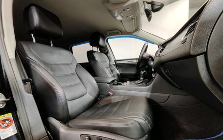 Volkswagen Touareg III, 2012 год, 1 809 000 рублей, 22 фотография