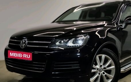 Volkswagen Touareg III, 2012 год, 1 809 000 рублей, 3 фотография