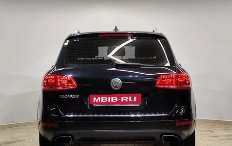Volkswagen Touareg III, 2012 год, 1 809 000 рублей, 11 фотография