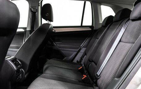 Volkswagen Tiguan II, 2020 год, 2 250 000 рублей, 13 фотография