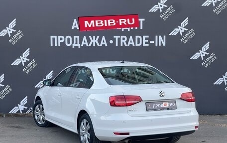 Volkswagen Jetta VI, 2015 год, 1 700 000 рублей, 4 фотография