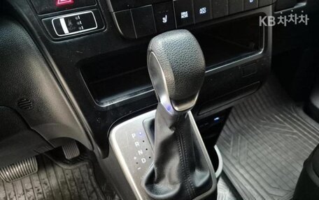 Hyundai Staria, 2021 год, 3 170 000 рублей, 8 фотография