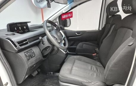 Hyundai Staria, 2021 год, 3 170 000 рублей, 11 фотография