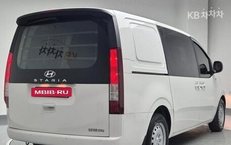 Hyundai Staria, 2021 год, 3 170 000 рублей, 3 фотография
