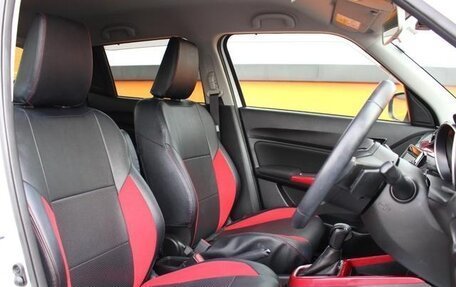 Suzuki Swift V, 2018 год, 950 000 рублей, 9 фотография