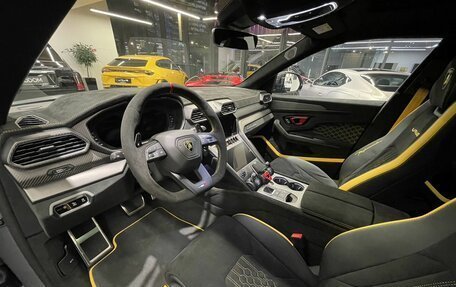 Lamborghini Urus I, 2024 год, 49 890 000 рублей, 8 фотография