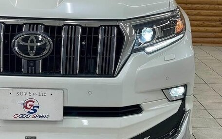 Toyota Land Cruiser Prado 150 рестайлинг 2, 2022 год, 3 920 000 рублей, 2 фотография