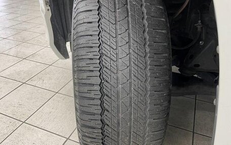Toyota Land Cruiser Prado 150 рестайлинг 2, 2022 год, 3 920 000 рублей, 32 фотография