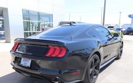Ford Mustang VI рестайлинг, 2022 год, 2 920 000 рублей, 6 фотография
