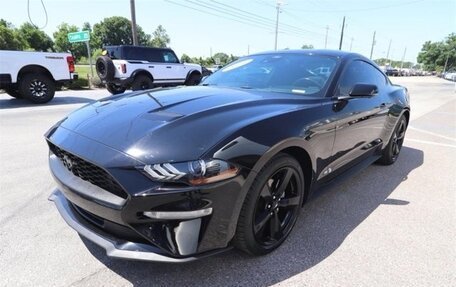 Ford Mustang VI рестайлинг, 2022 год, 2 920 000 рублей, 2 фотография
