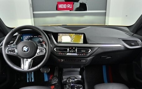 BMW 1 серия, 2022 год, 2 900 000 рублей, 9 фотография