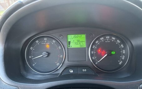 Skoda Fabia II, 2014 год, 750 000 рублей, 12 фотография