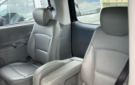 Hyundai Grand Starex Grand Starex I рестайлинг 2, 2015 год, 1 870 000 рублей, 7 фотография