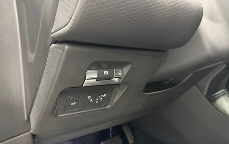 Land Rover Range Rover Evoque II, 2019 год, 3 850 000 рублей, 11 фотография
