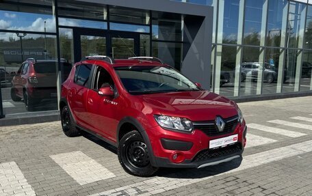 Renault Sandero II рестайлинг, 2016 год, 915 000 рублей, 2 фотография