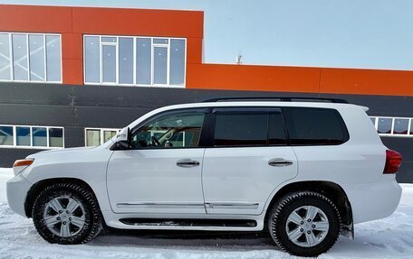Toyota Land Cruiser 200, 2013 год, 3 080 000 рублей, 2 фотография