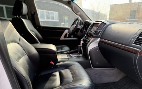 Toyota Land Cruiser 200, 2013 год, 3 080 000 рублей, 26 фотография