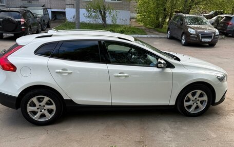 Volvo V40 Cross Country I, 2013 год, 1 390 000 рублей, 11 фотография