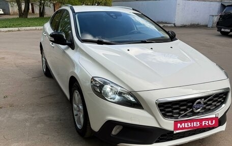 Volvo V40 Cross Country I, 2013 год, 1 390 000 рублей, 13 фотография