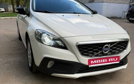 Volvo V40 Cross Country I, 2013 год, 1 390 000 рублей, 22 фотография