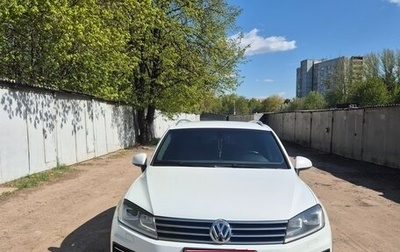 Volkswagen Touareg III, 2015 год, 2 490 000 рублей, 1 фотография