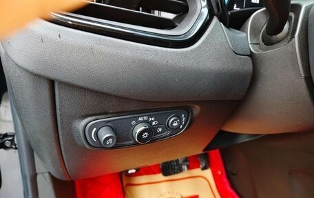 Chevrolet Equinox III, 2021 год, 1 700 200 рублей, 15 фотография
