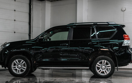 Toyota Land Cruiser Prado 150 рестайлинг 2, 2010 год, 2 676 000 рублей, 5 фотография