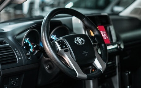 Toyota Land Cruiser Prado 150 рестайлинг 2, 2010 год, 2 676 000 рублей, 9 фотография
